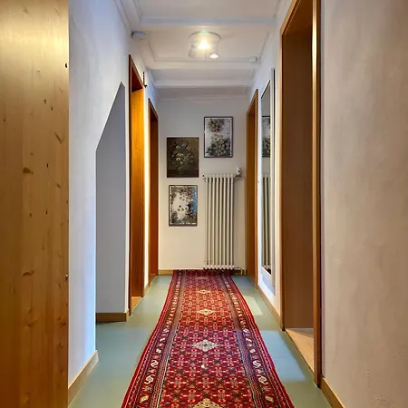 World-famous Valley View King Bed & Laundry Lauterbrunnen