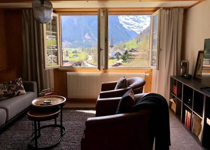World-famous Valley View King Bed & Laundry Lauterbrunnen