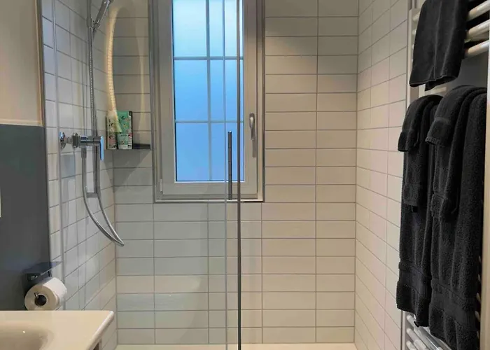 World-famous Valley View King Bed & Laundry * Lauterbrunnen