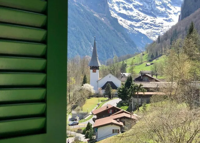 World-famous Valley View King Bed & Laundry Lejlighed Lauterbrunnen