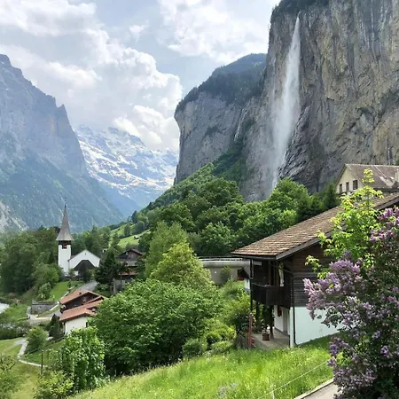 Апартаменты World-famous Valley View King Bed & Laundry Лаутербруннен